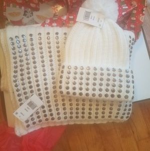 NWT DKNY hat and scarf set